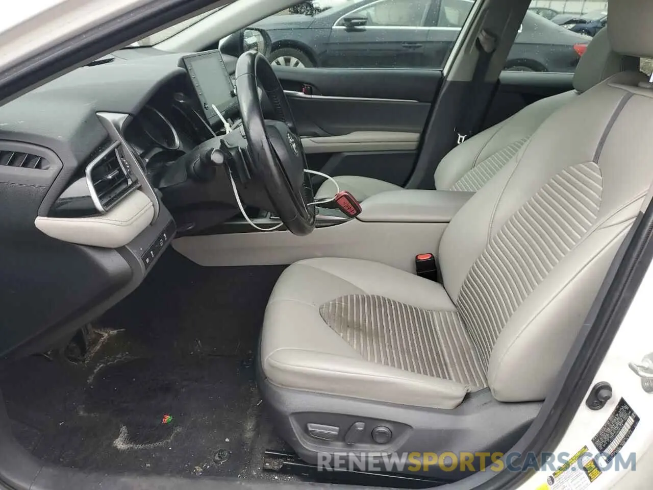 7 Photograph of a damaged car 4T1S11AK5MU561378 TOYOTA CAMRY 2021