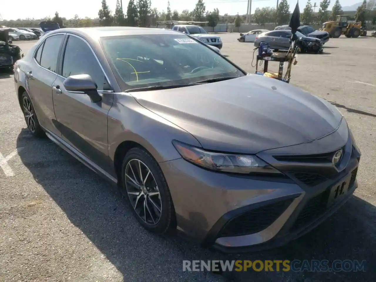 1 Photograph of a damaged car 4T1S11AK8MU430090 TOYOTA CAMRY 2021