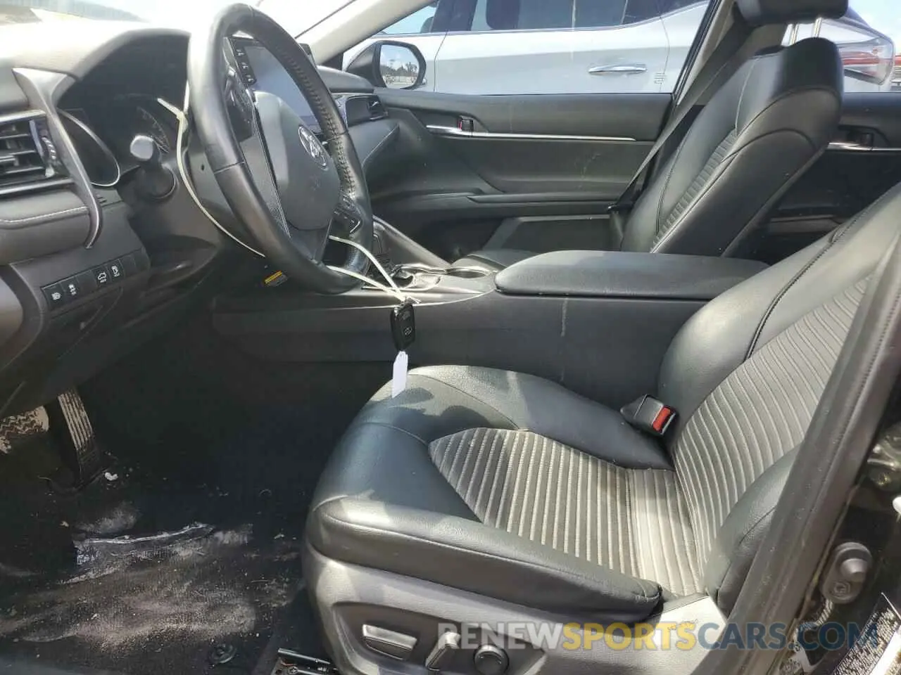 7 Photograph of a damaged car 4T1S11AK8MU496123 TOYOTA CAMRY 2021