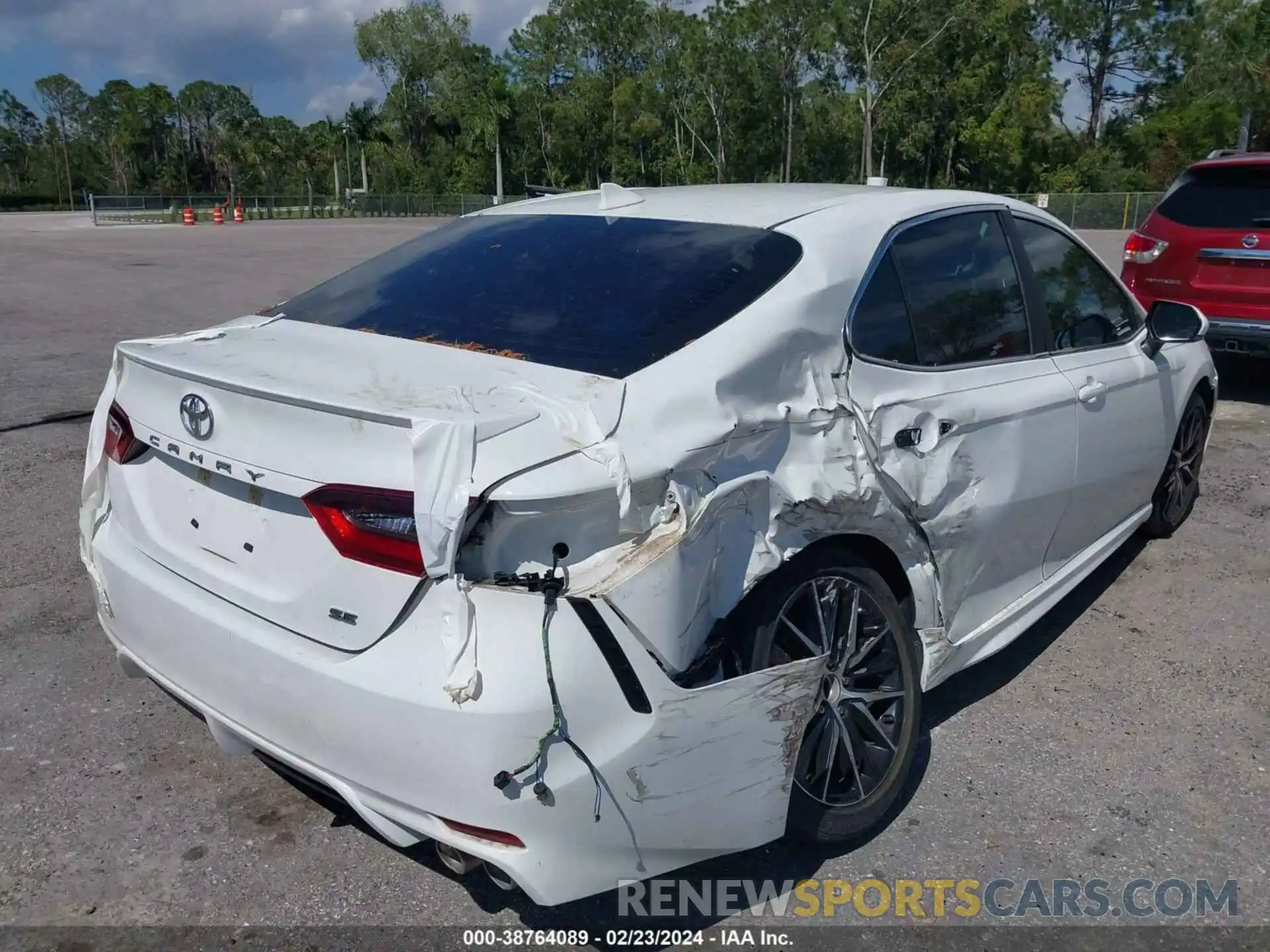 6 Photograph of a damaged car 4T1S11AK9MU526228 TOYOTA CAMRY 2021