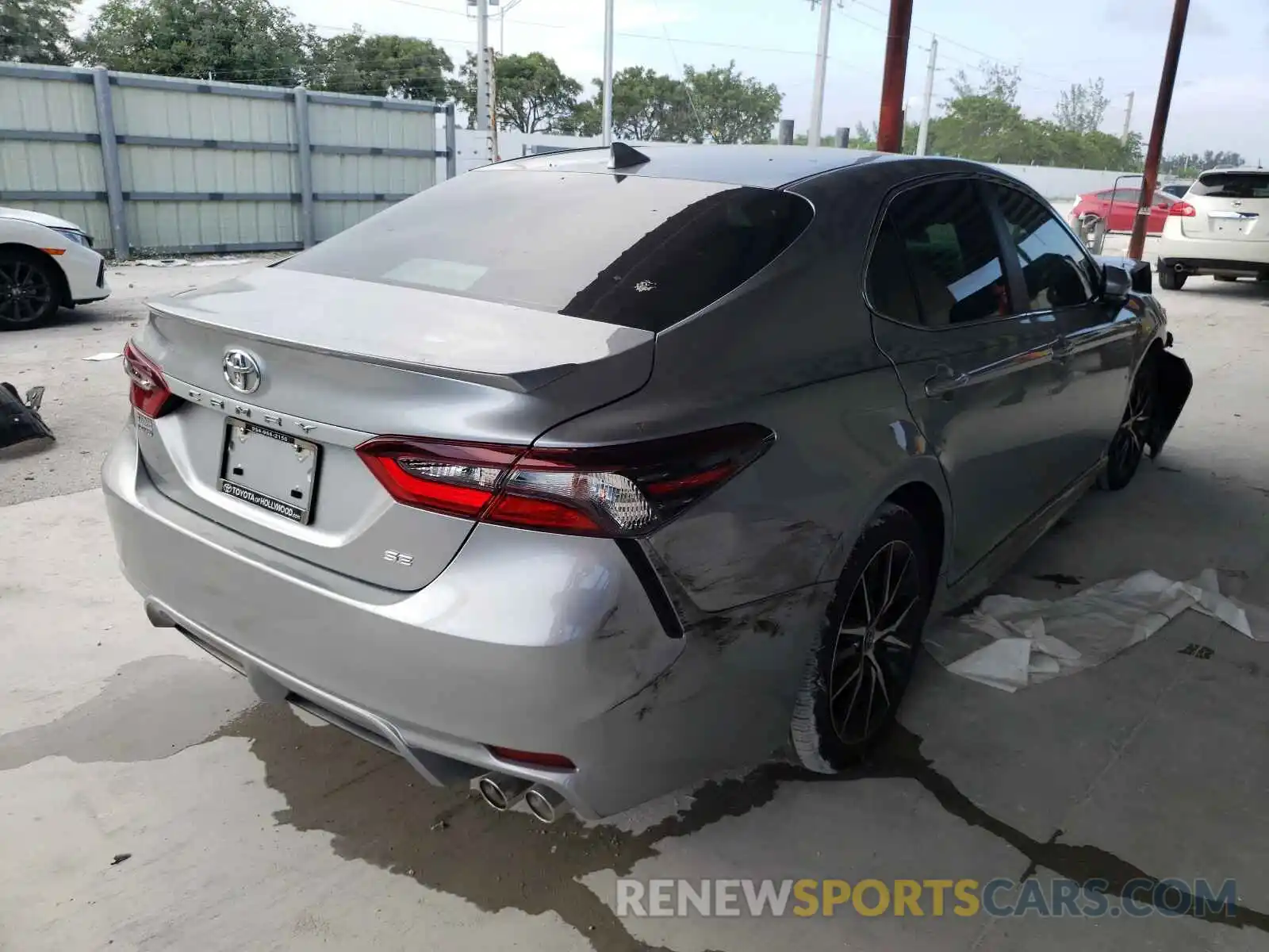 4 Photograph of a damaged car 4T1S11AK9MU615507 TOYOTA CAMRY 2021