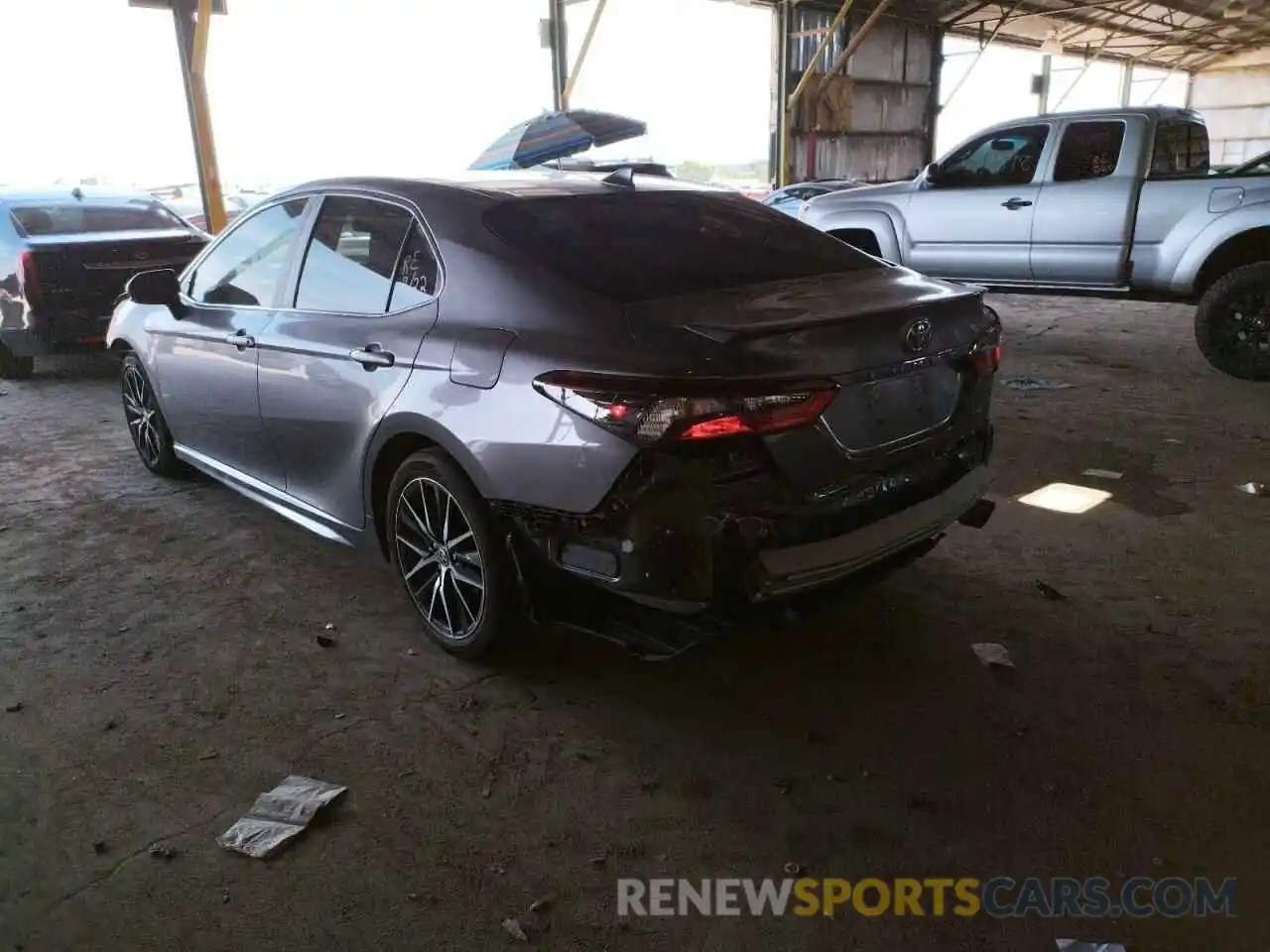 3 Photograph of a damaged car 4T1S11AKXMU471952 TOYOTA CAMRY 2021