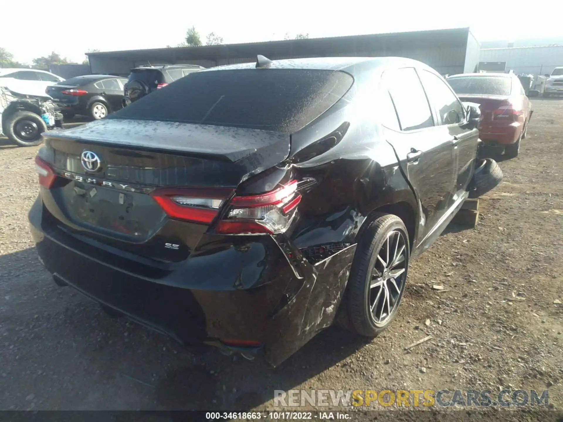 4 Photograph of a damaged car 4T1S11AKXMU497113 TOYOTA CAMRY 2021