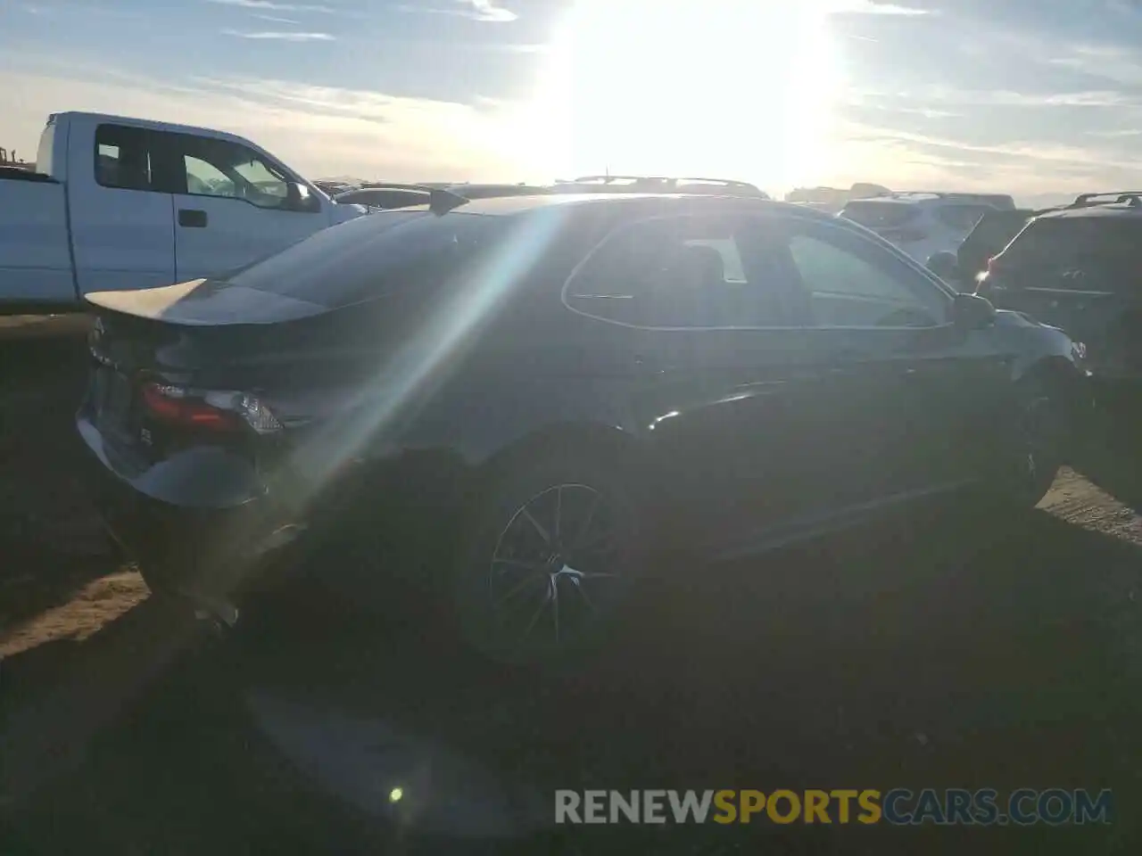 3 Photograph of a damaged car 4T1S11BK2MU030444 TOYOTA CAMRY 2021