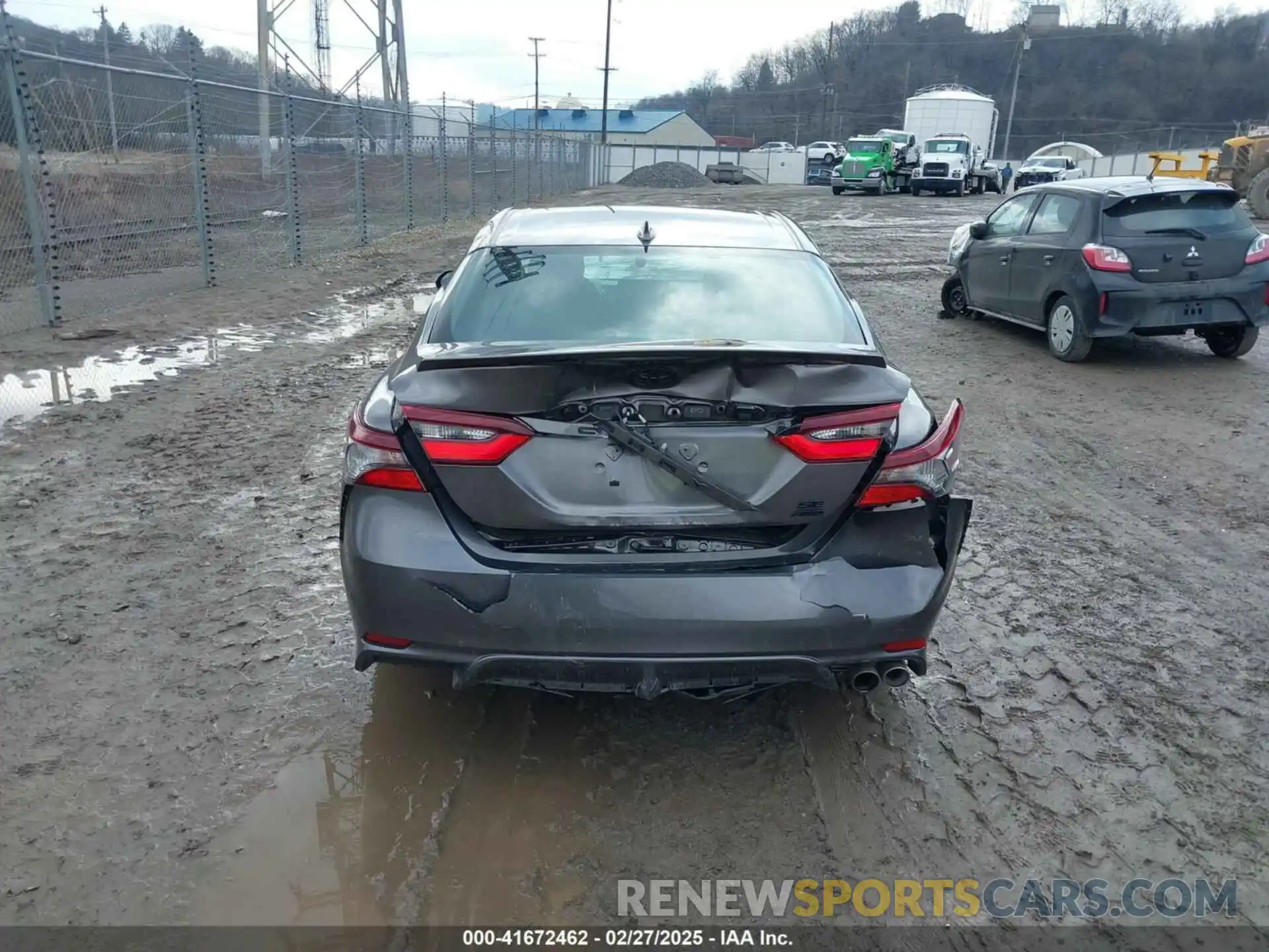 16 Photograph of a damaged car 4T1S11BK3MU033059 TOYOTA CAMRY 2021