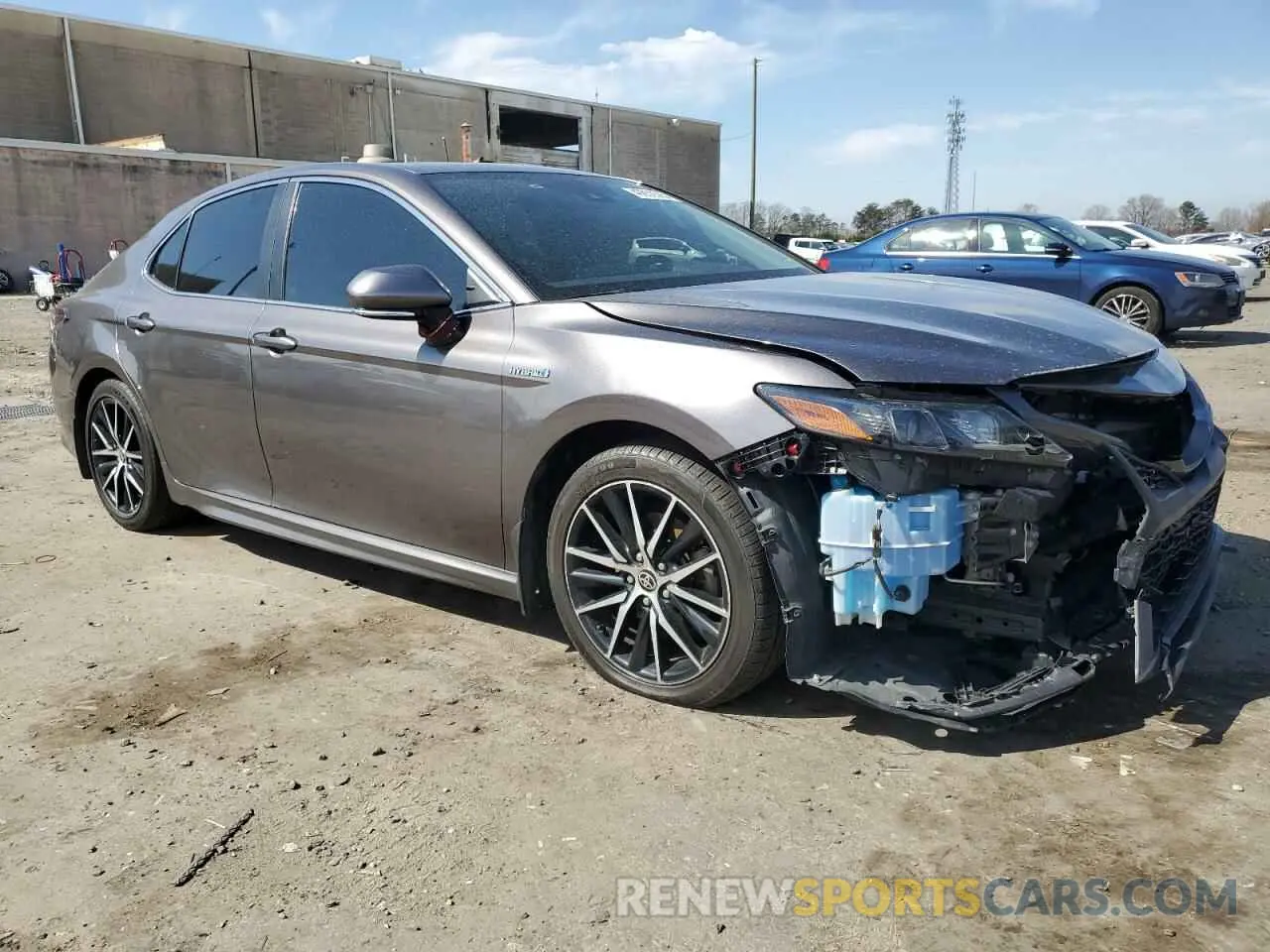 4 Photograph of a damaged car 4T1S31AK2MU021822 TOYOTA CAMRY 2021