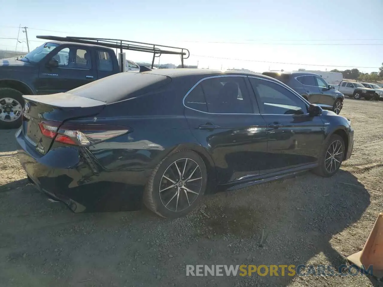 3 Photograph of a damaged car 4T1S31AK3MU548249 TOYOTA CAMRY 2021