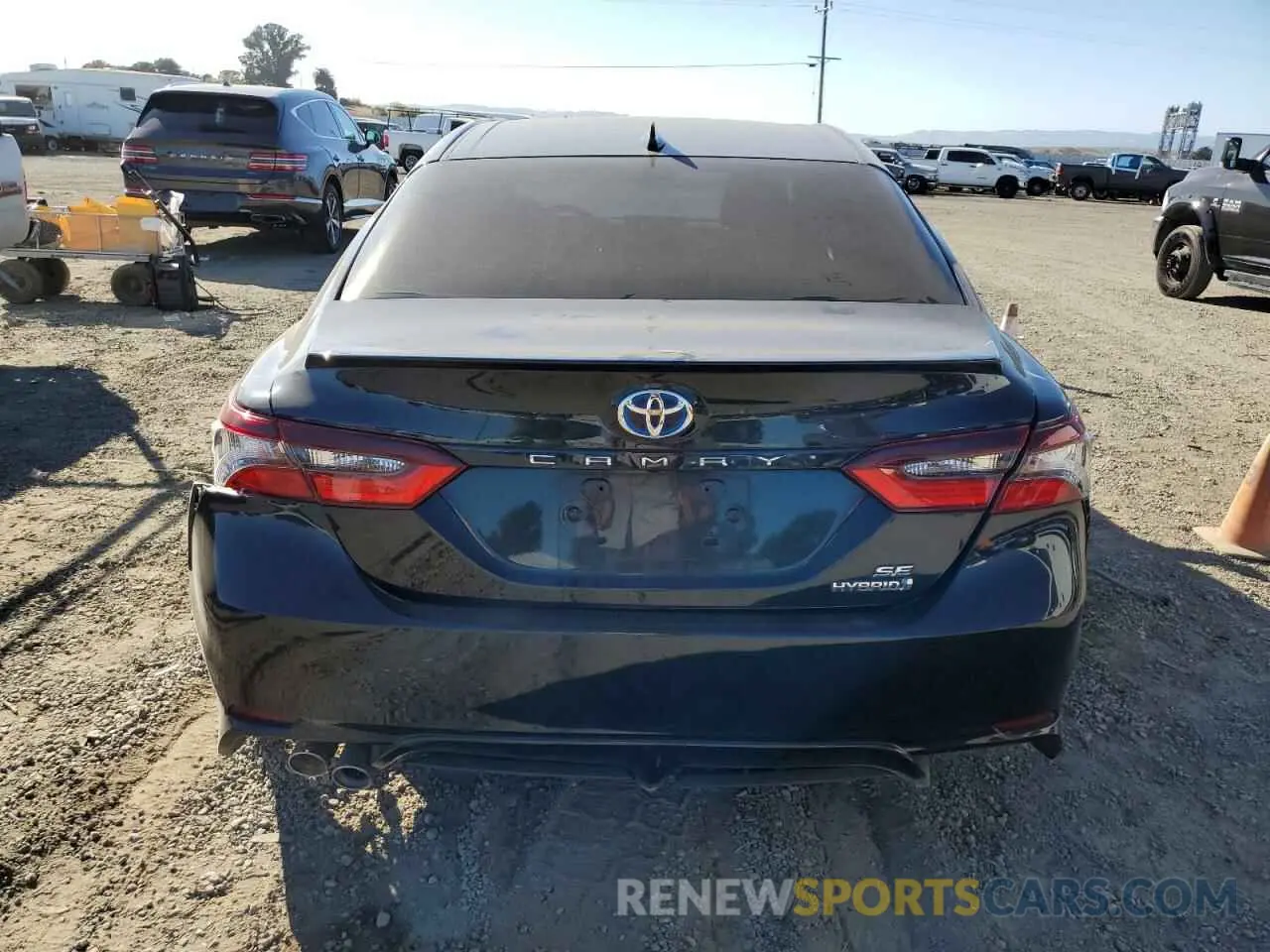 6 Photograph of a damaged car 4T1S31AK3MU548249 TOYOTA CAMRY 2021