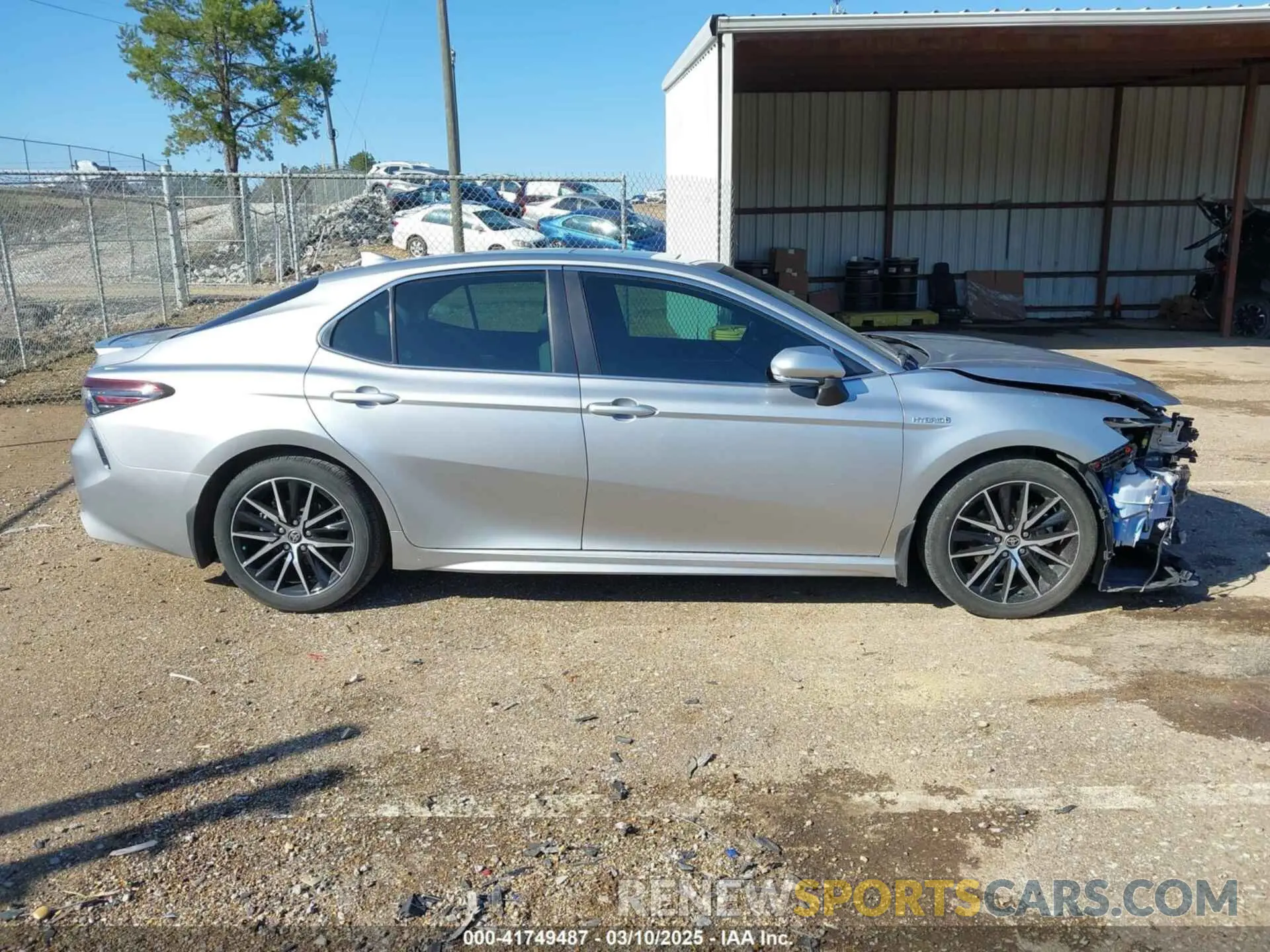14 Photograph of a damaged car 4T1S31AK3MU567450 TOYOTA CAMRY 2021