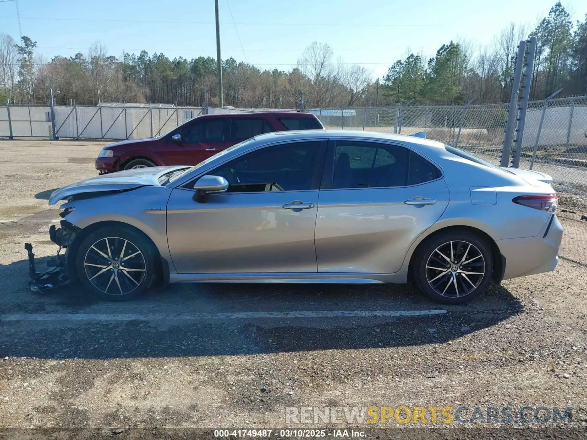15 Photograph of a damaged car 4T1S31AK3MU567450 TOYOTA CAMRY 2021