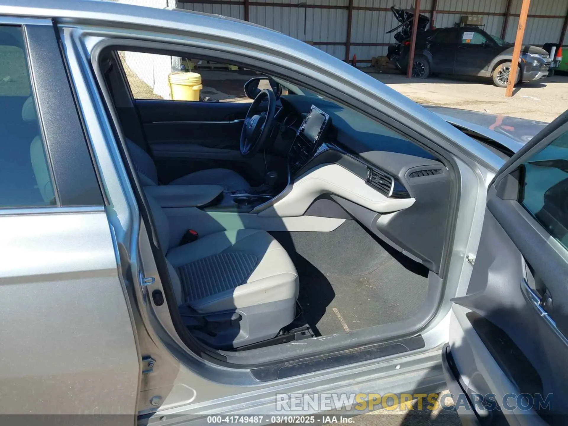 5 Photograph of a damaged car 4T1S31AK3MU567450 TOYOTA CAMRY 2021