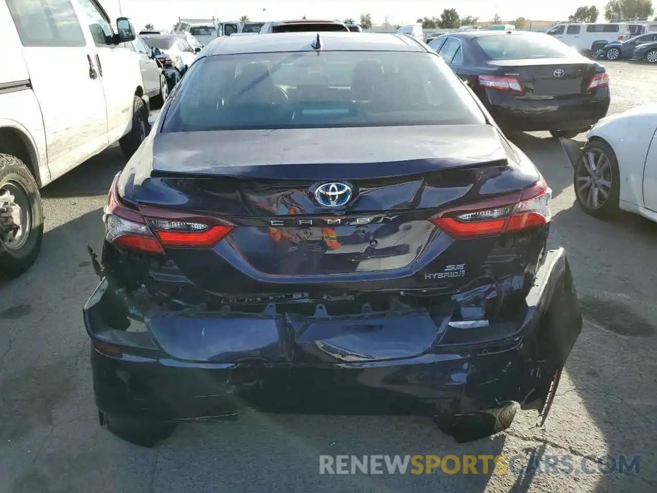 9 Photograph of a damaged car 4T1S31AK4MU562578 TOYOTA CAMRY 2021