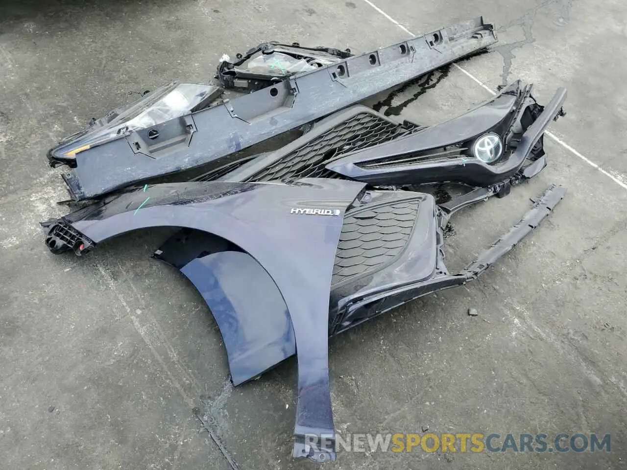 12 Photograph of a damaged car 4T1S31AK5MU556675 TOYOTA CAMRY 2021