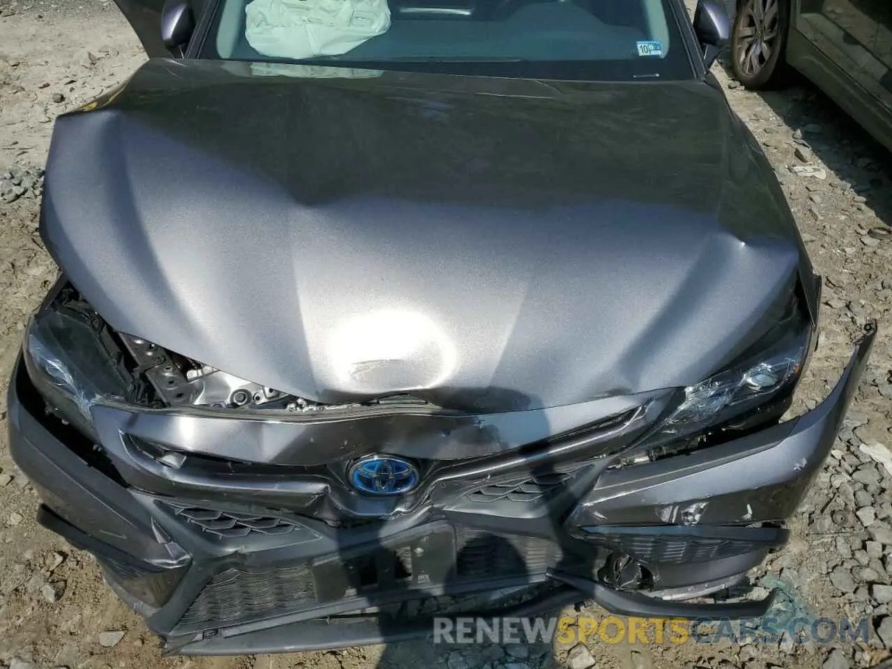 11 Photograph of a damaged car 4T1S31AKXMU550287 TOYOTA CAMRY 2021