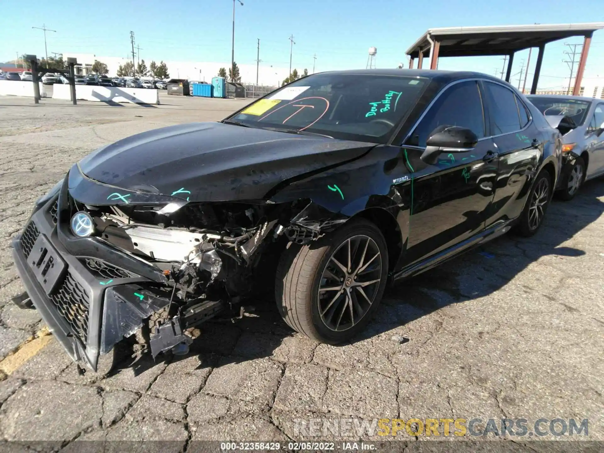 2 Photograph of a damaged car 4T1S31AKXMU563461 TOYOTA CAMRY 2021