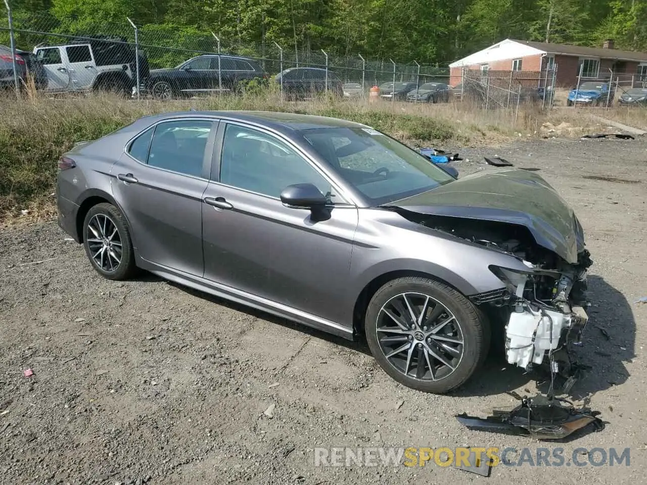 4 Photograph of a damaged car 4T1T11AK0MU439726 TOYOTA CAMRY 2021