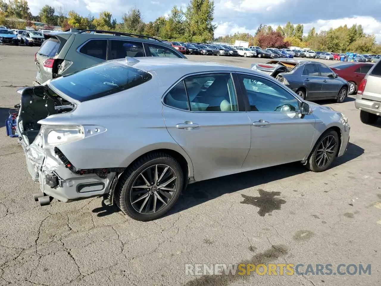 3 Photograph of a damaged car 4T1T11AK0MU440911 TOYOTA CAMRY 2021