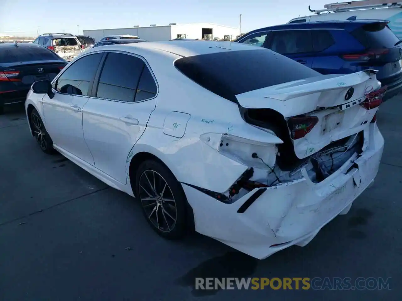 2 Photograph of a damaged car 4T1T11AK0MU535520 TOYOTA CAMRY 2021