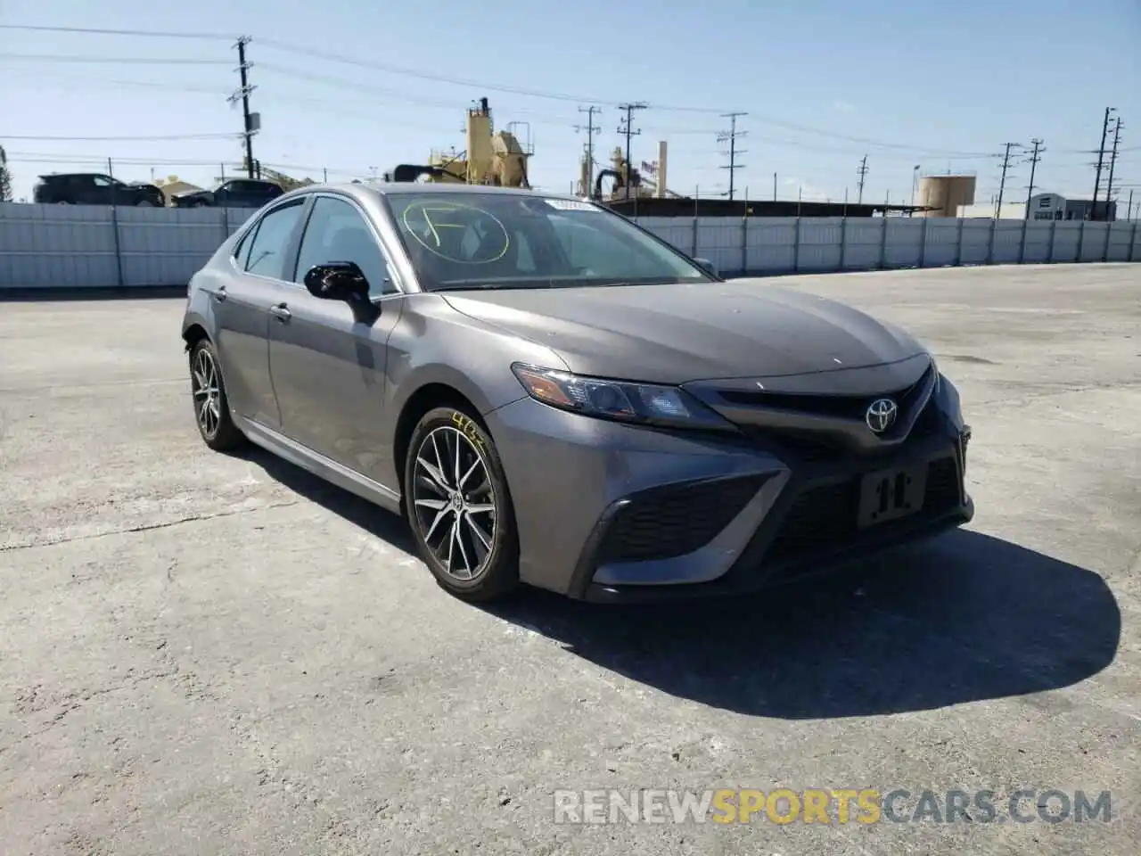 1 Photograph of a damaged car 4T1T11AK0MU562510 TOYOTA CAMRY 2021