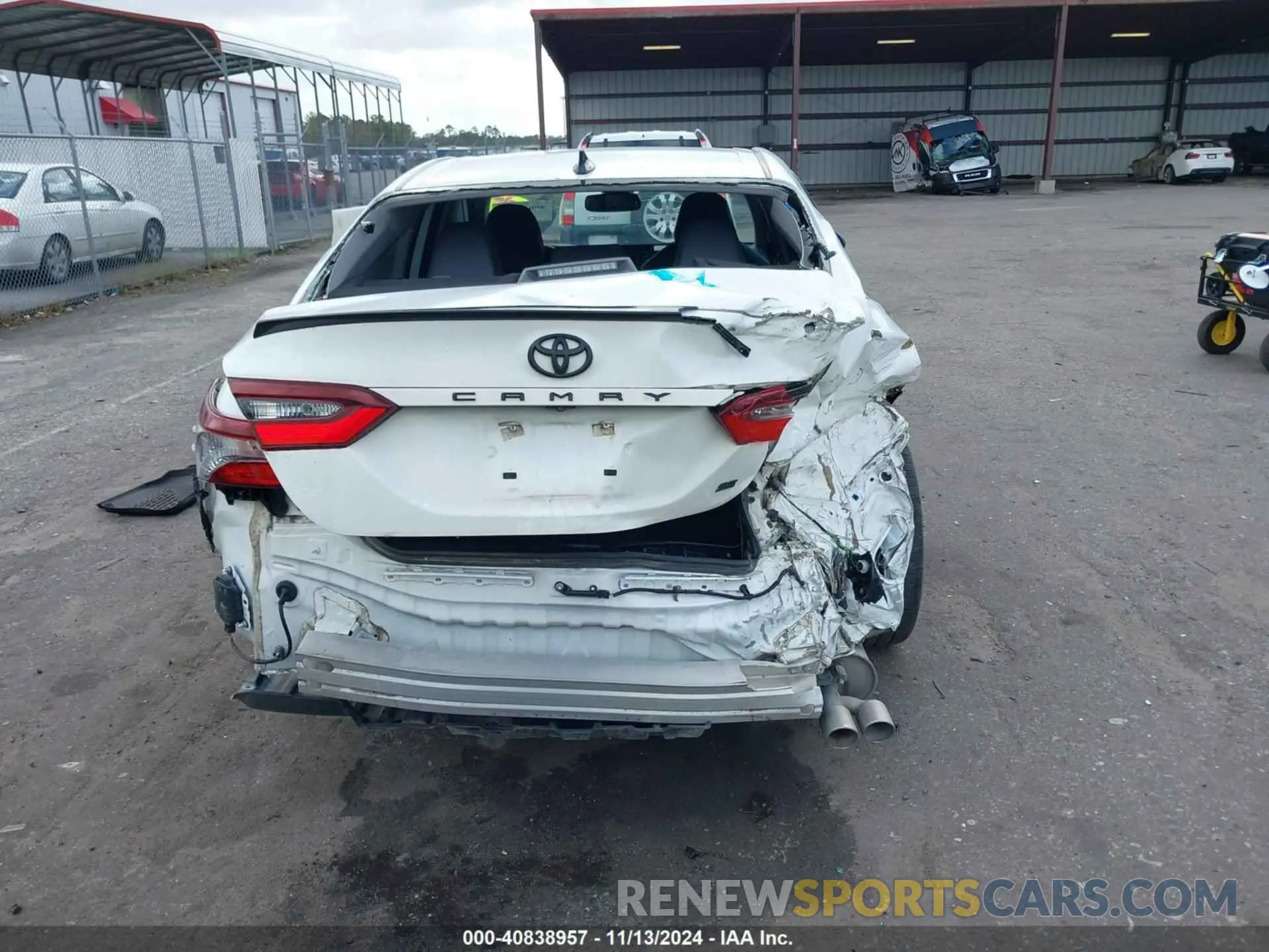 16 Photograph of a damaged car 4T1T11AK1MU443428 TOYOTA CAMRY 2021