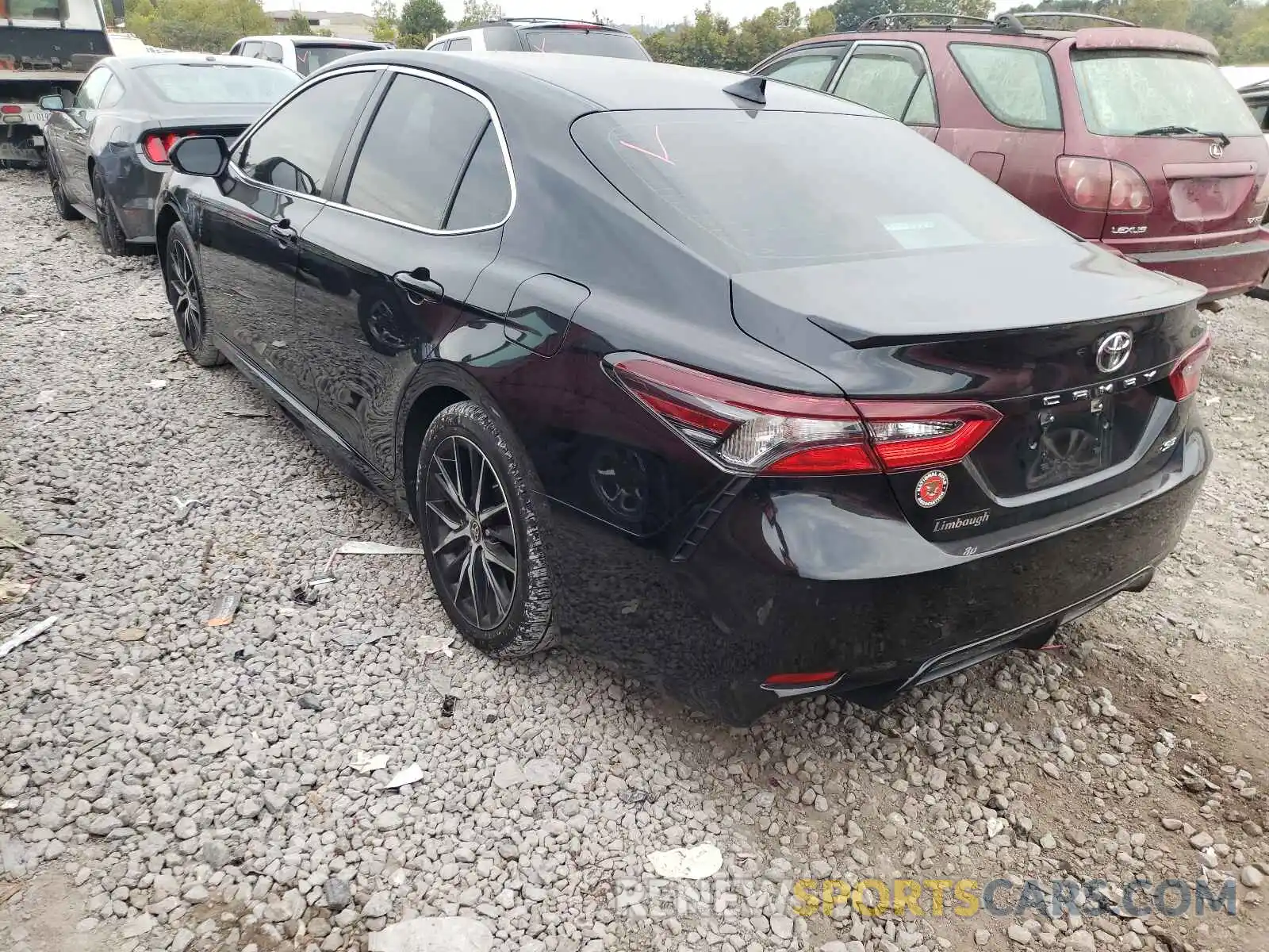 3 Photograph of a damaged car 4T1T11AK1MU476820 TOYOTA CAMRY 2021