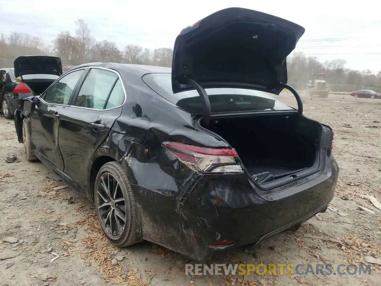 3 Photograph of a damaged car 4T1T11AK1MU554366 TOYOTA CAMRY 2021