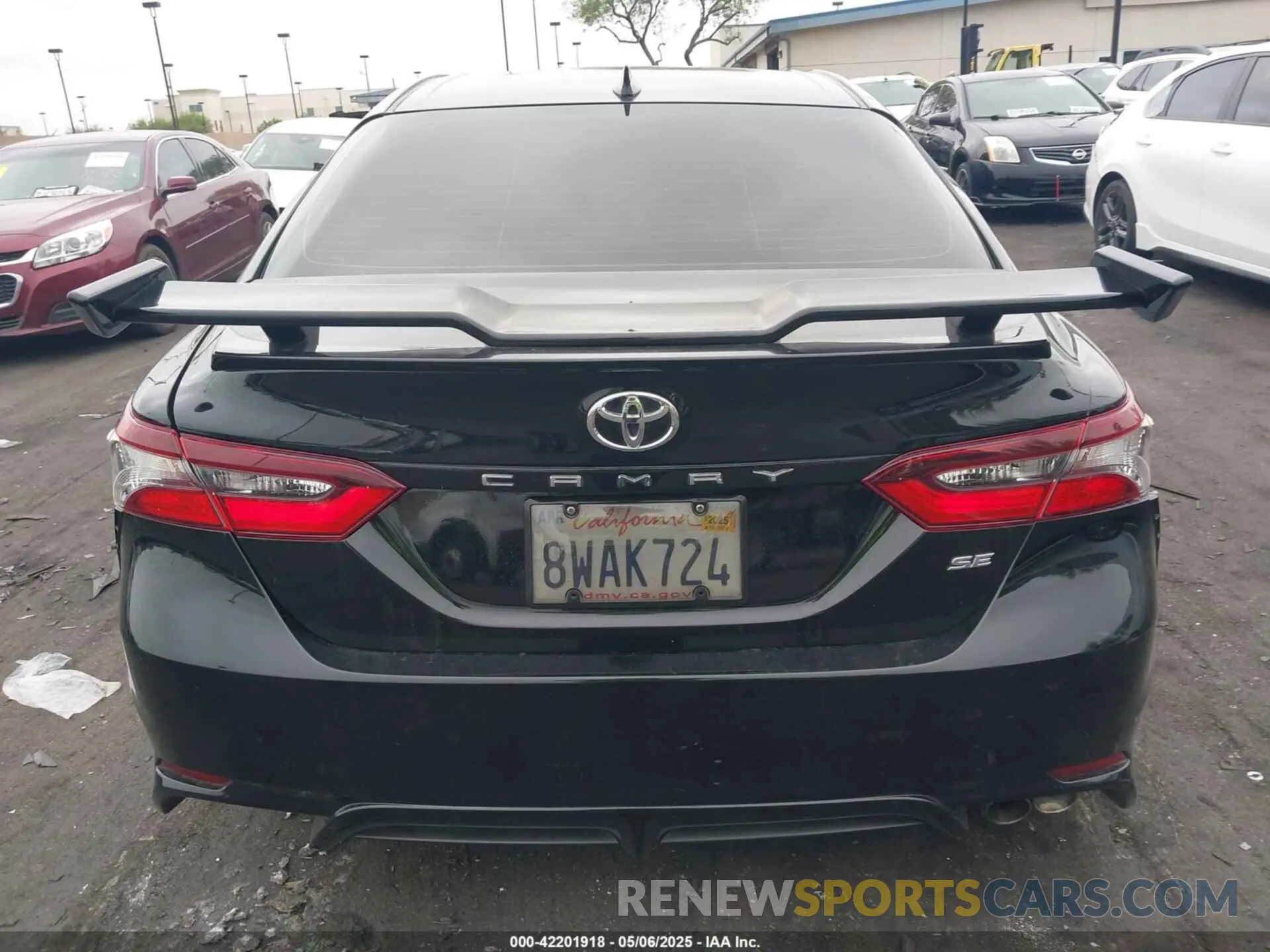 17 Photograph of a damaged car 4T1T11AK1MU561608 TOYOTA CAMRY 2021