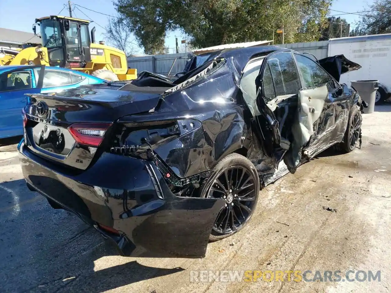 4 Photograph of a damaged car 4T1T11AK2MU404962 TOYOTA CAMRY 2021