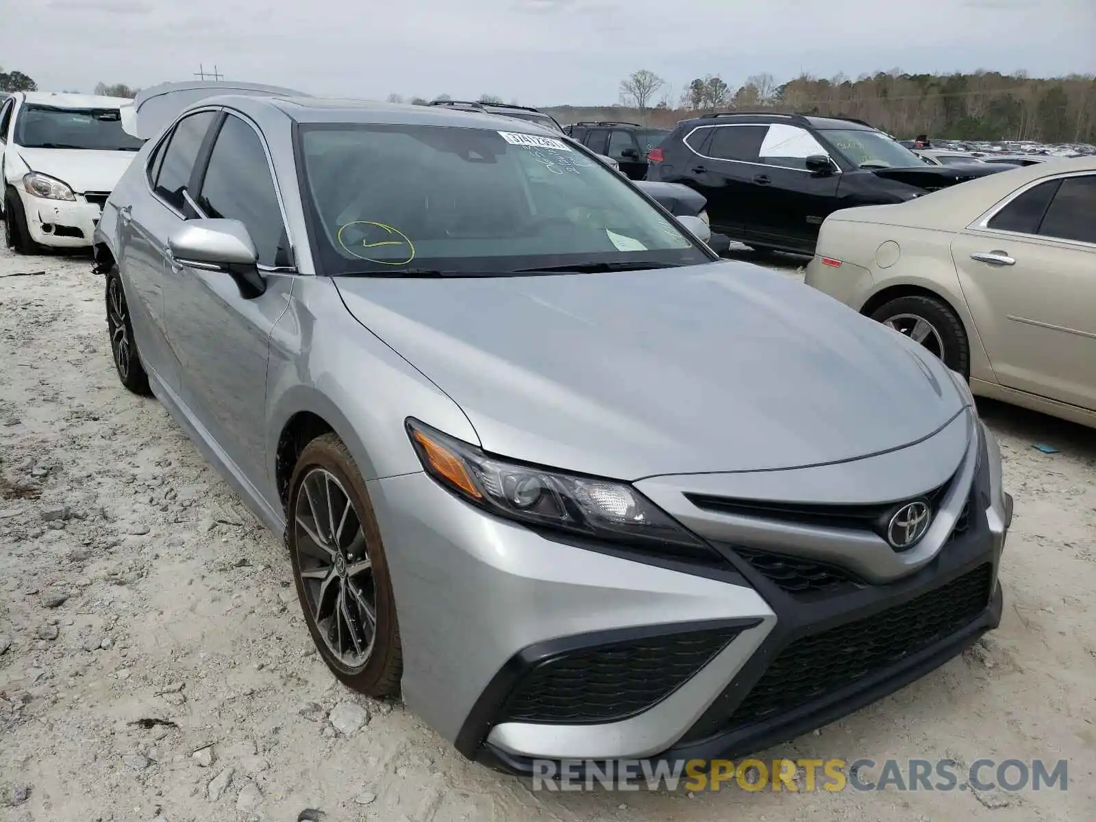 1 Photograph of a damaged car 4T1T11AK2MU436410 TOYOTA CAMRY 2021