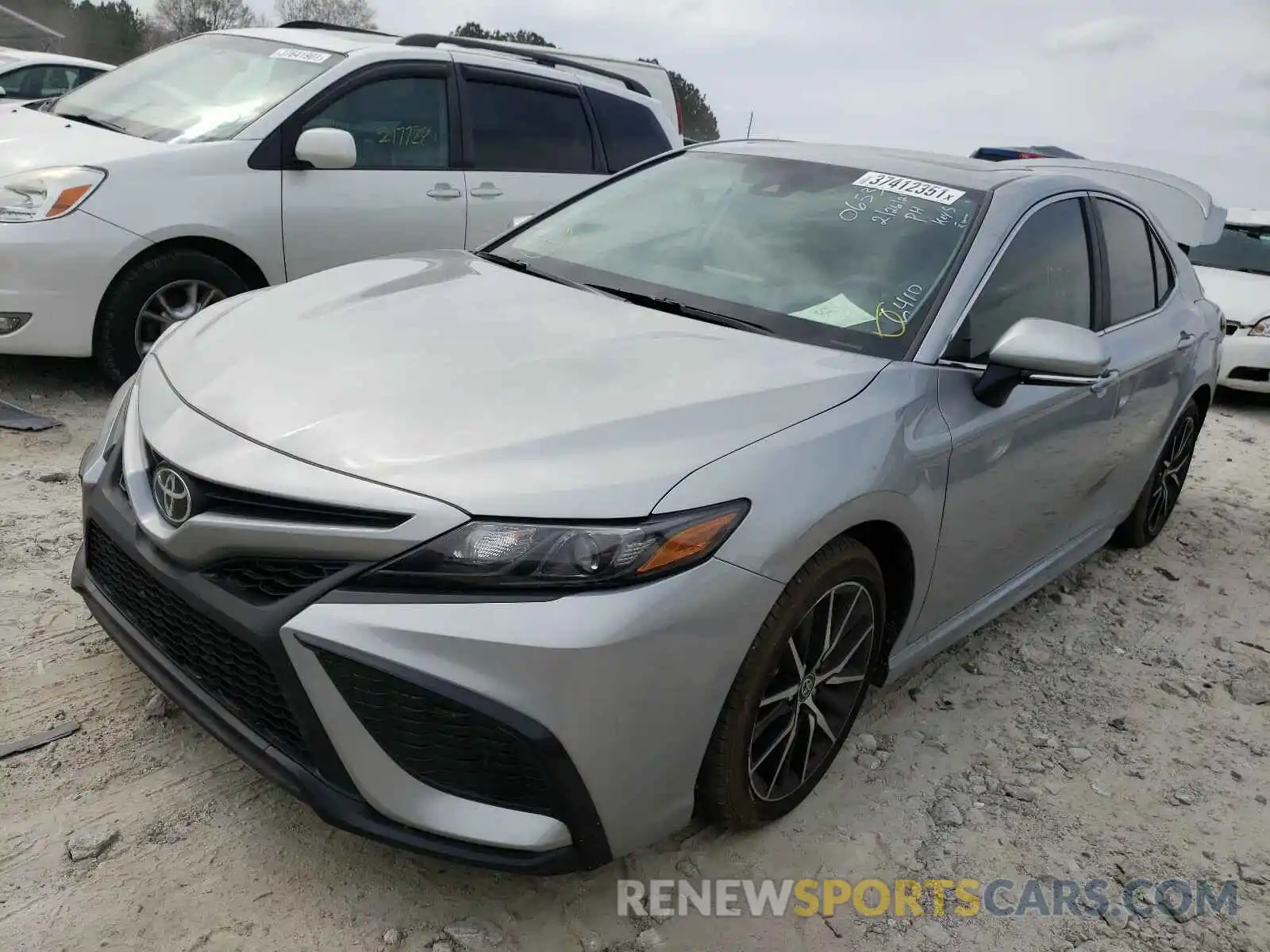 2 Photograph of a damaged car 4T1T11AK2MU436410 TOYOTA CAMRY 2021