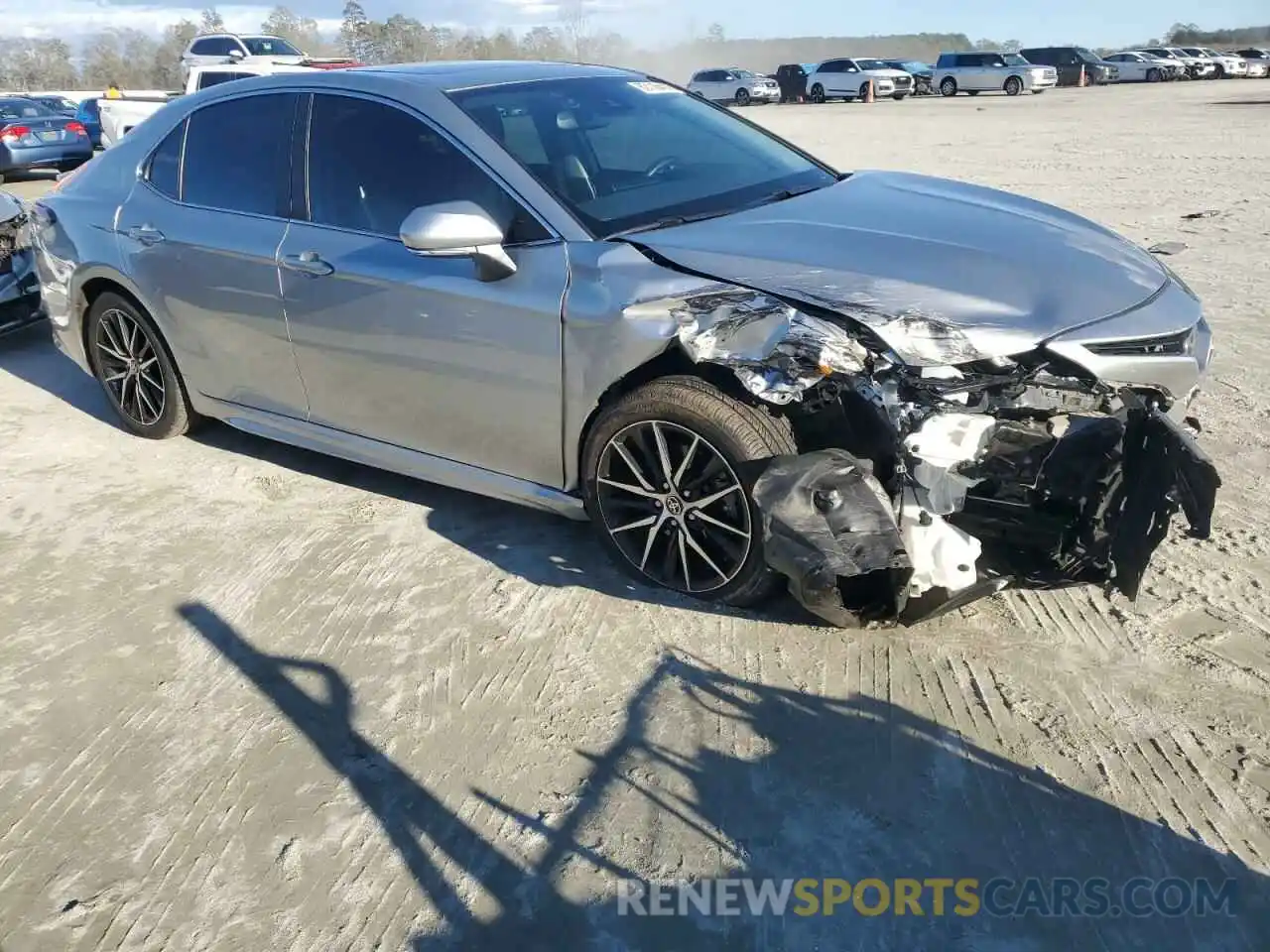 4 Photograph of a damaged car 4T1T11AK2MU527693 TOYOTA CAMRY 2021