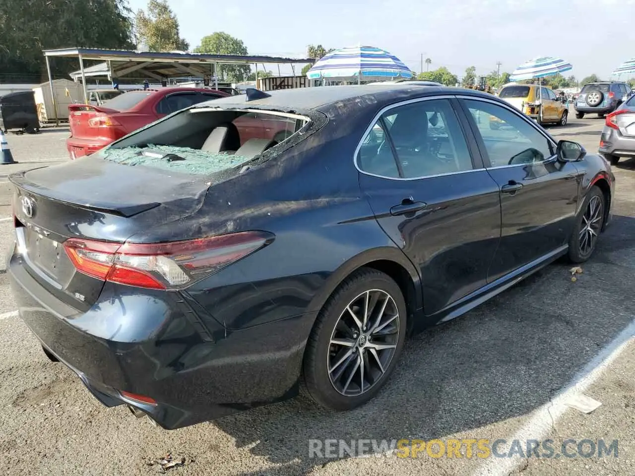 3 Photograph of a damaged car 4T1T11AK2MU558796 TOYOTA CAMRY 2021
