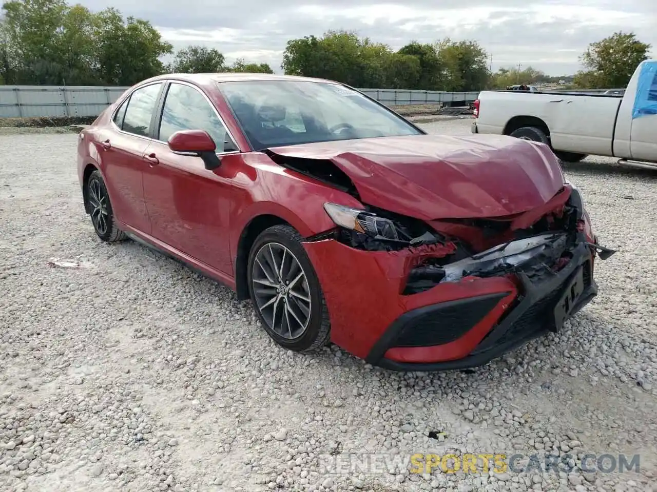 4 Photograph of a damaged car 4T1T11AK3MU456021 TOYOTA CAMRY 2021