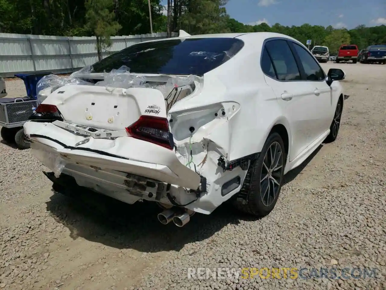 4 Photograph of a damaged car 4T1T11AK3MU537052 TOYOTA CAMRY 2021