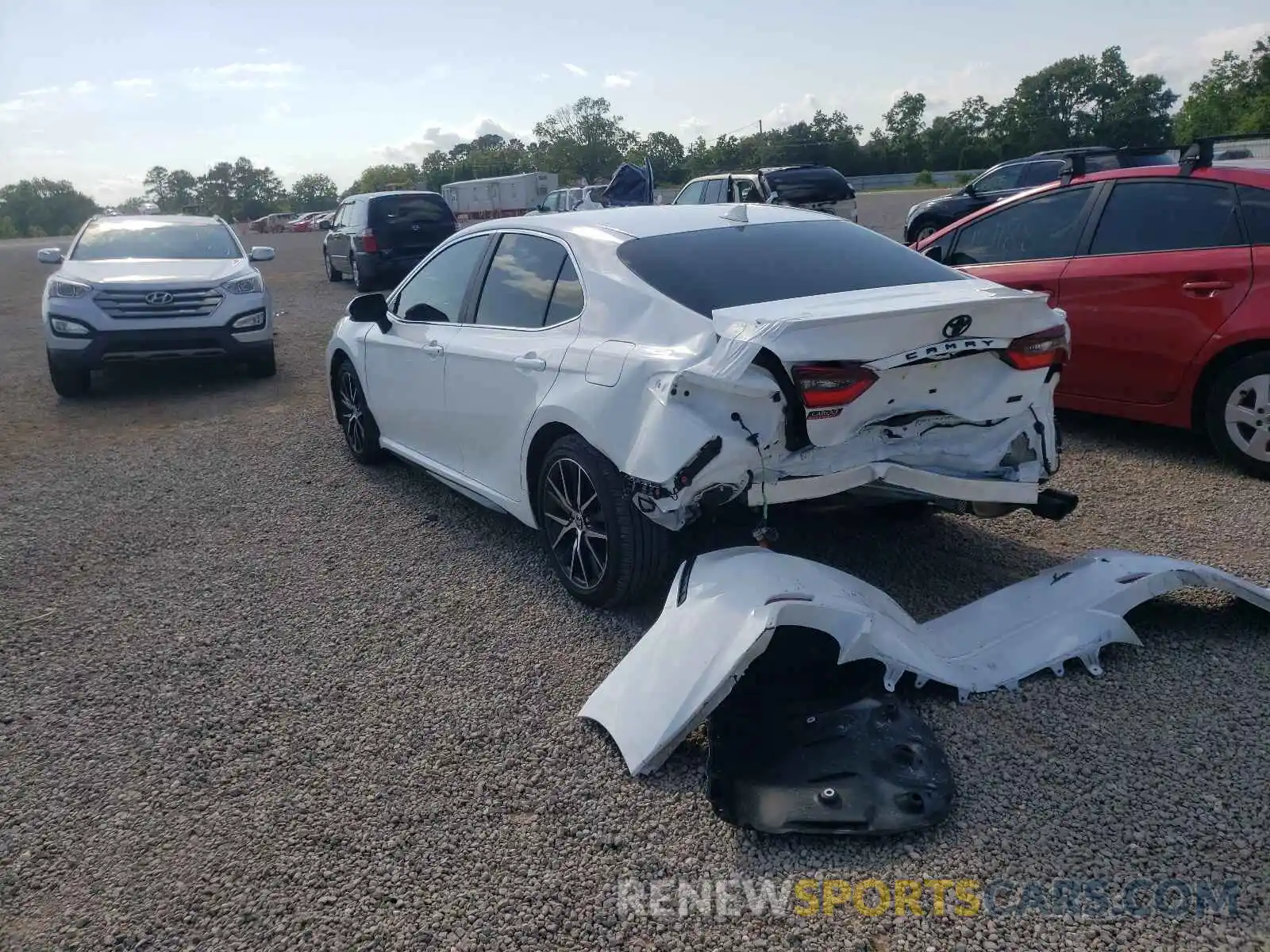 3 Photograph of a damaged car 4T1T11AK3MU567345 TOYOTA CAMRY 2021