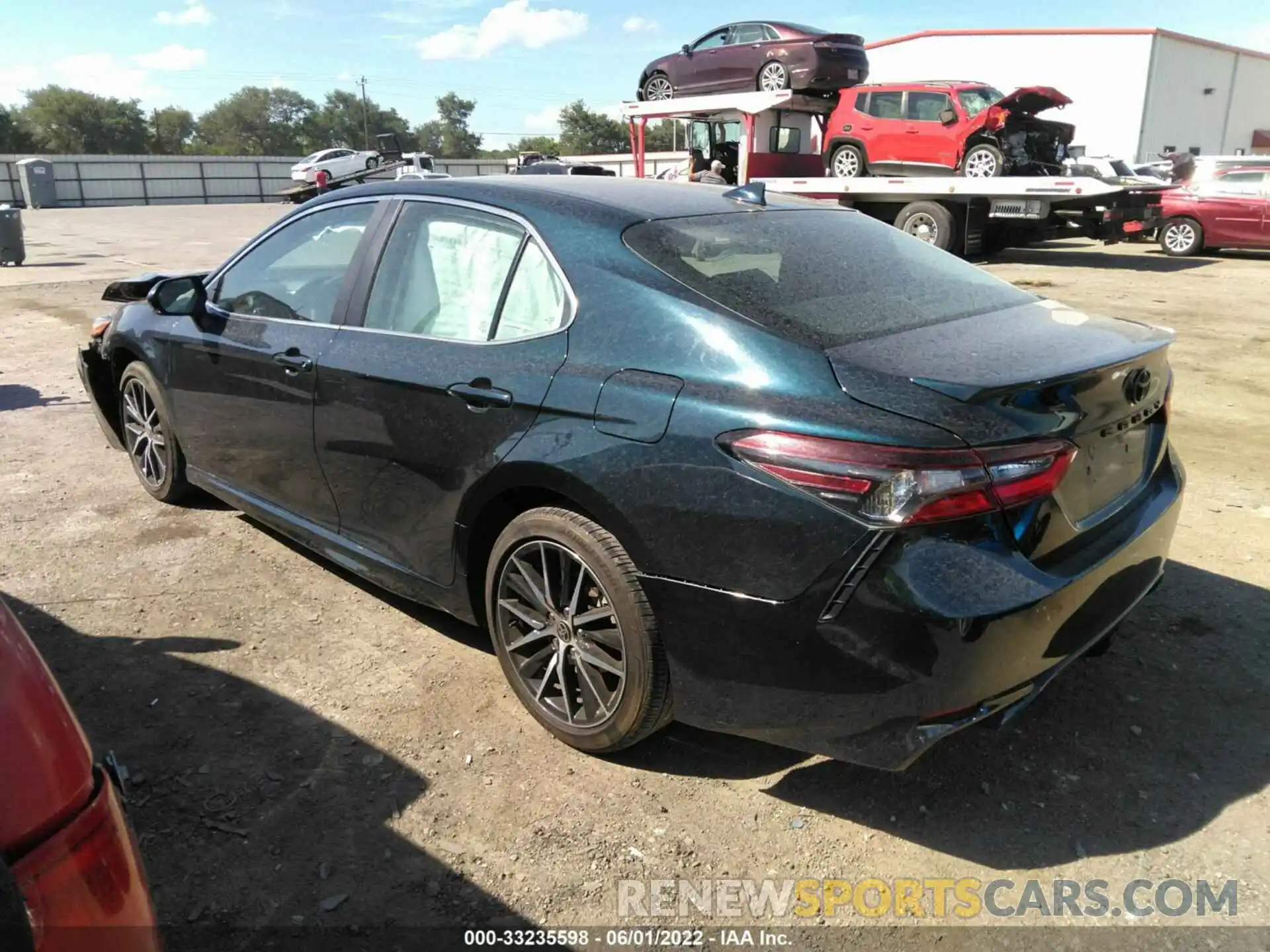 3 Photograph of a damaged car 4T1T11AK4MU545984 TOYOTA CAMRY 2021