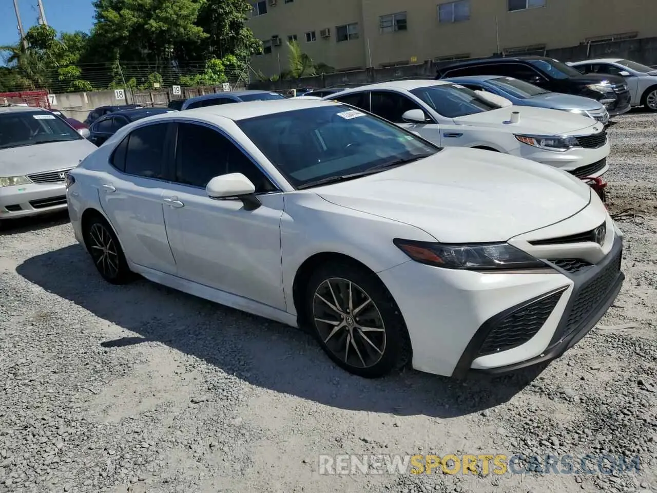 4 Photograph of a damaged car 4T1T11AK4MU607299 TOYOTA CAMRY 2021