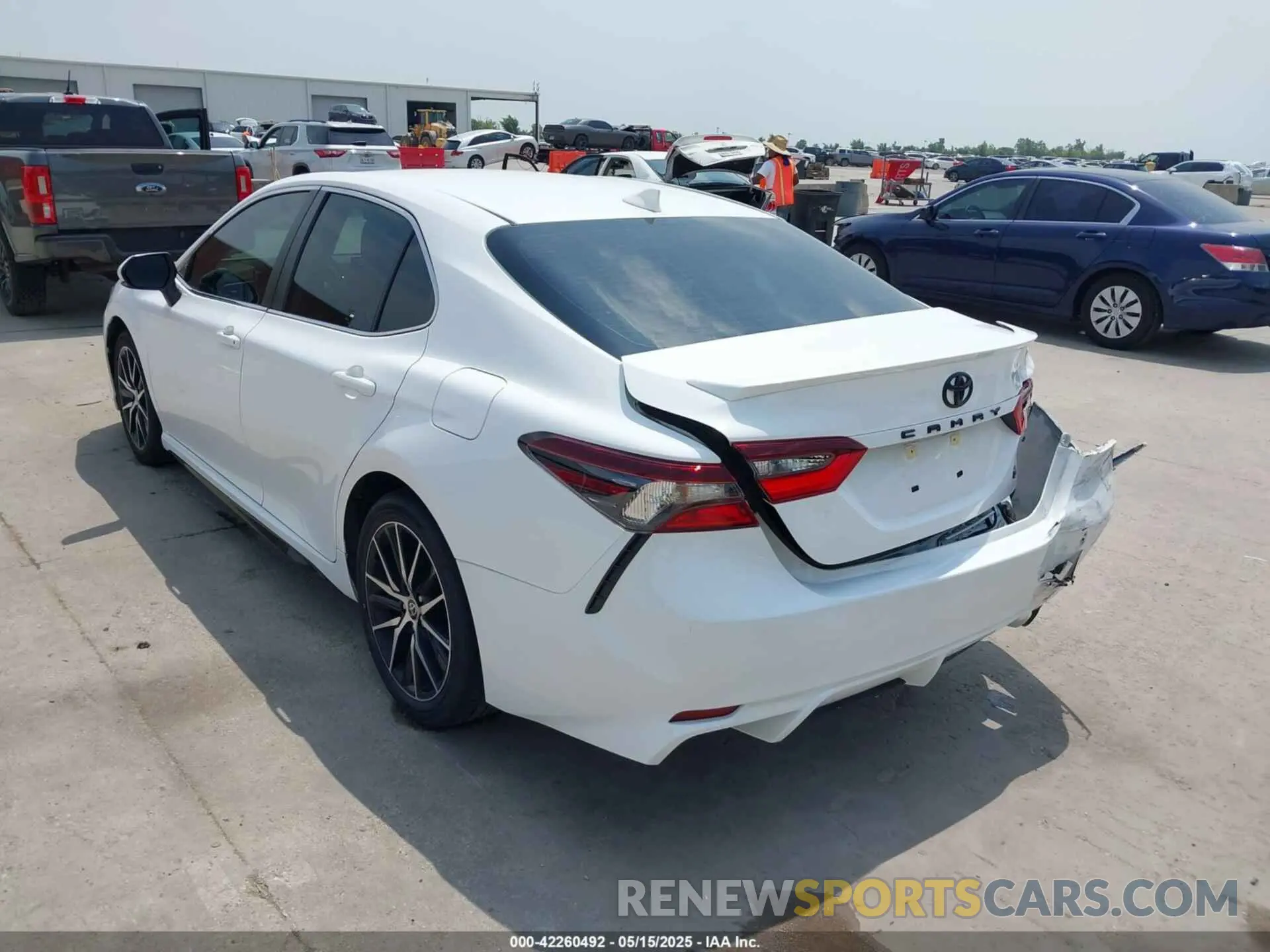3 Photograph of a damaged car 4T1T11AK4MU617198 TOYOTA CAMRY 2021