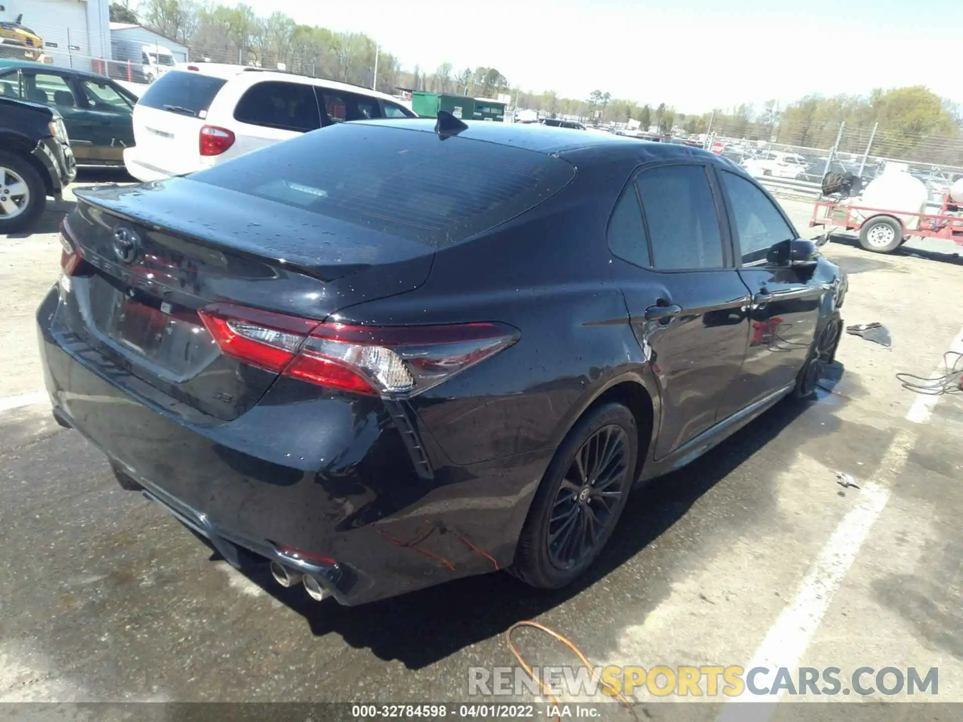 4 Photograph of a damaged car 4T1T11AK5MU444579 TOYOTA CAMRY 2021