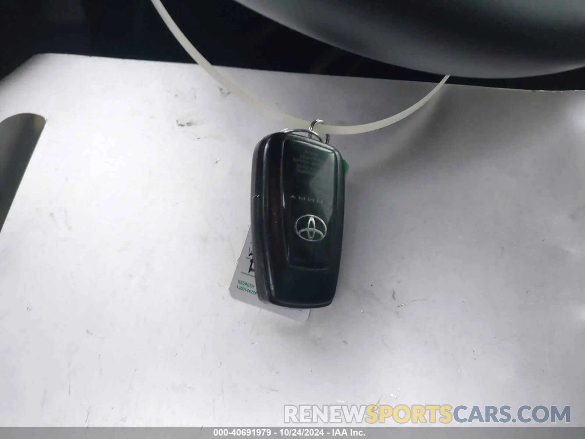 11 Photograph of a damaged car 4T1T11AK5MU481129 TOYOTA CAMRY 2021