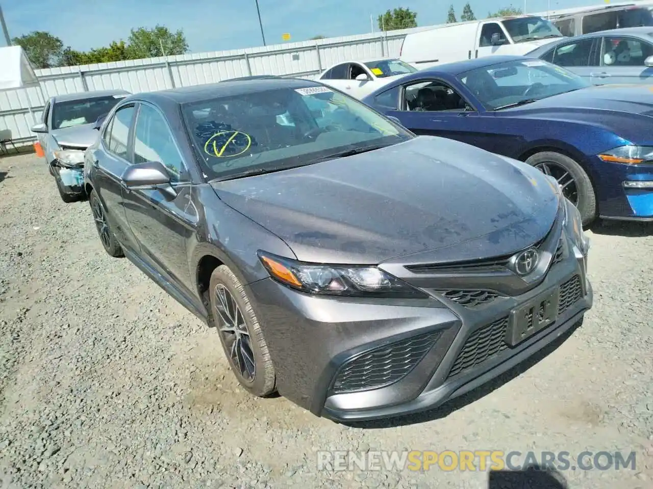 1 Photograph of a damaged car 4T1T11AK5MU531141 TOYOTA CAMRY 2021