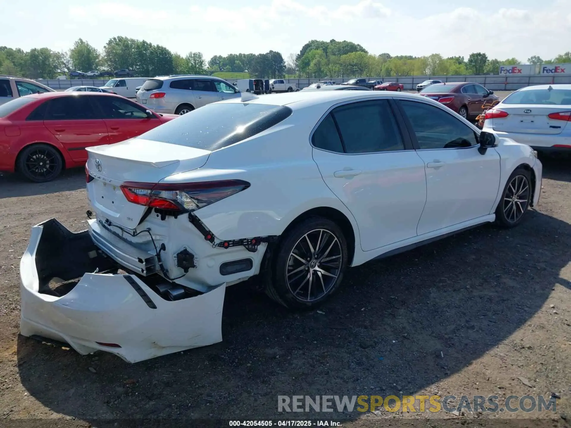 4 Photograph of a damaged car 4T1T11AK5MU549249 TOYOTA CAMRY 2021