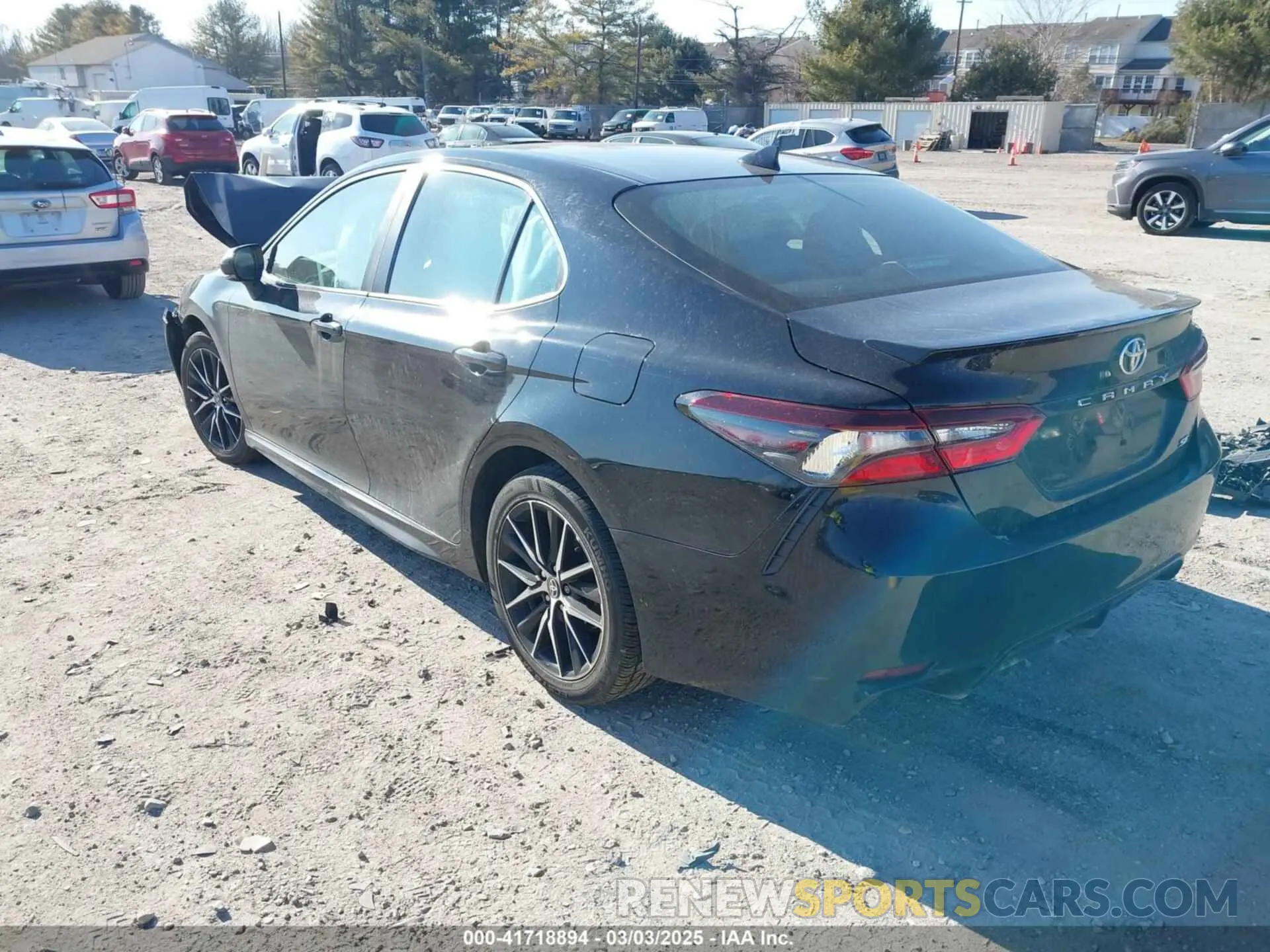 3 Photograph of a damaged car 4T1T11AK6MU402597 TOYOTA CAMRY 2021
