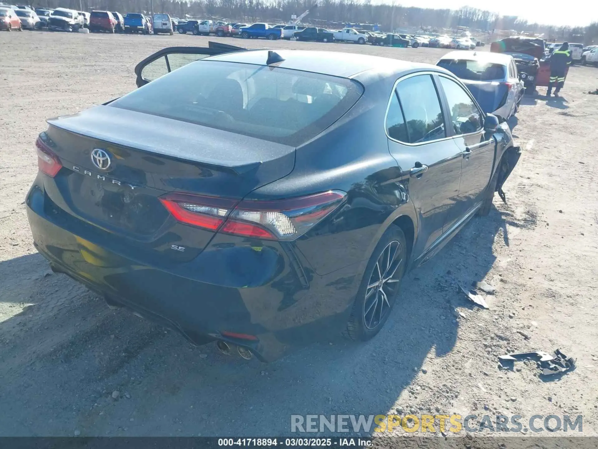 4 Photograph of a damaged car 4T1T11AK6MU402597 TOYOTA CAMRY 2021