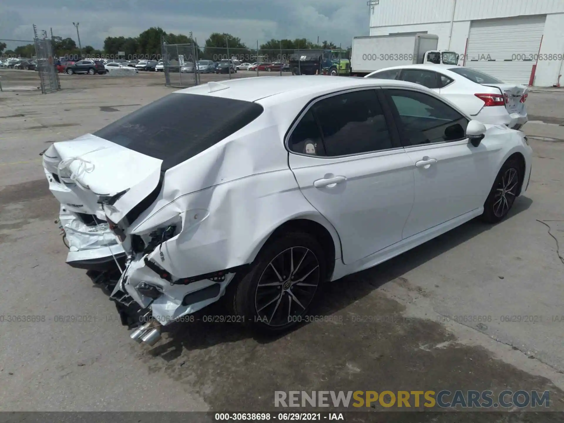 4 Photograph of a damaged car 4T1T11AK6MU407654 TOYOTA CAMRY 2021