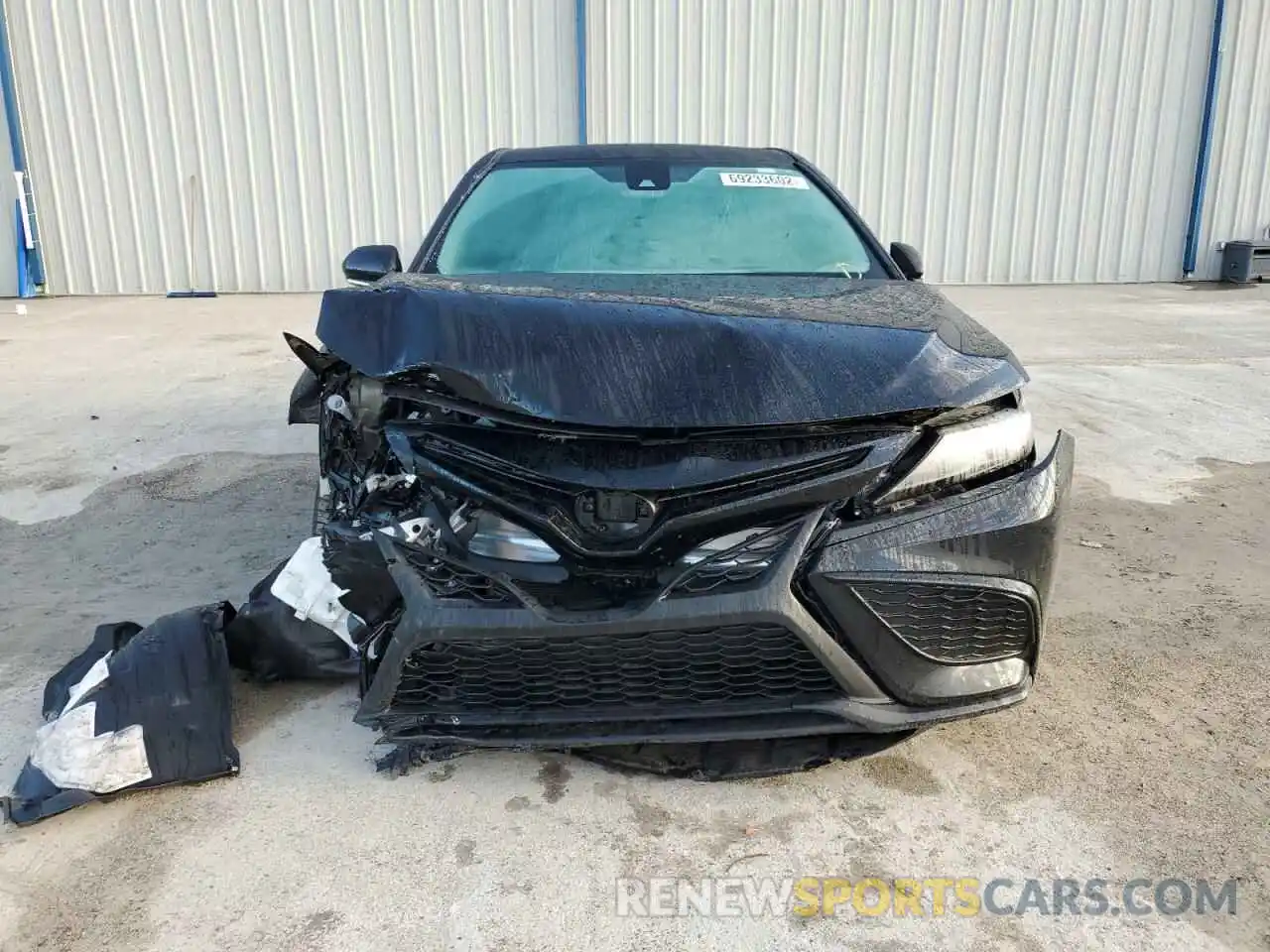 5 Photograph of a damaged car 4T1T11AK6MU425796 TOYOTA CAMRY 2021