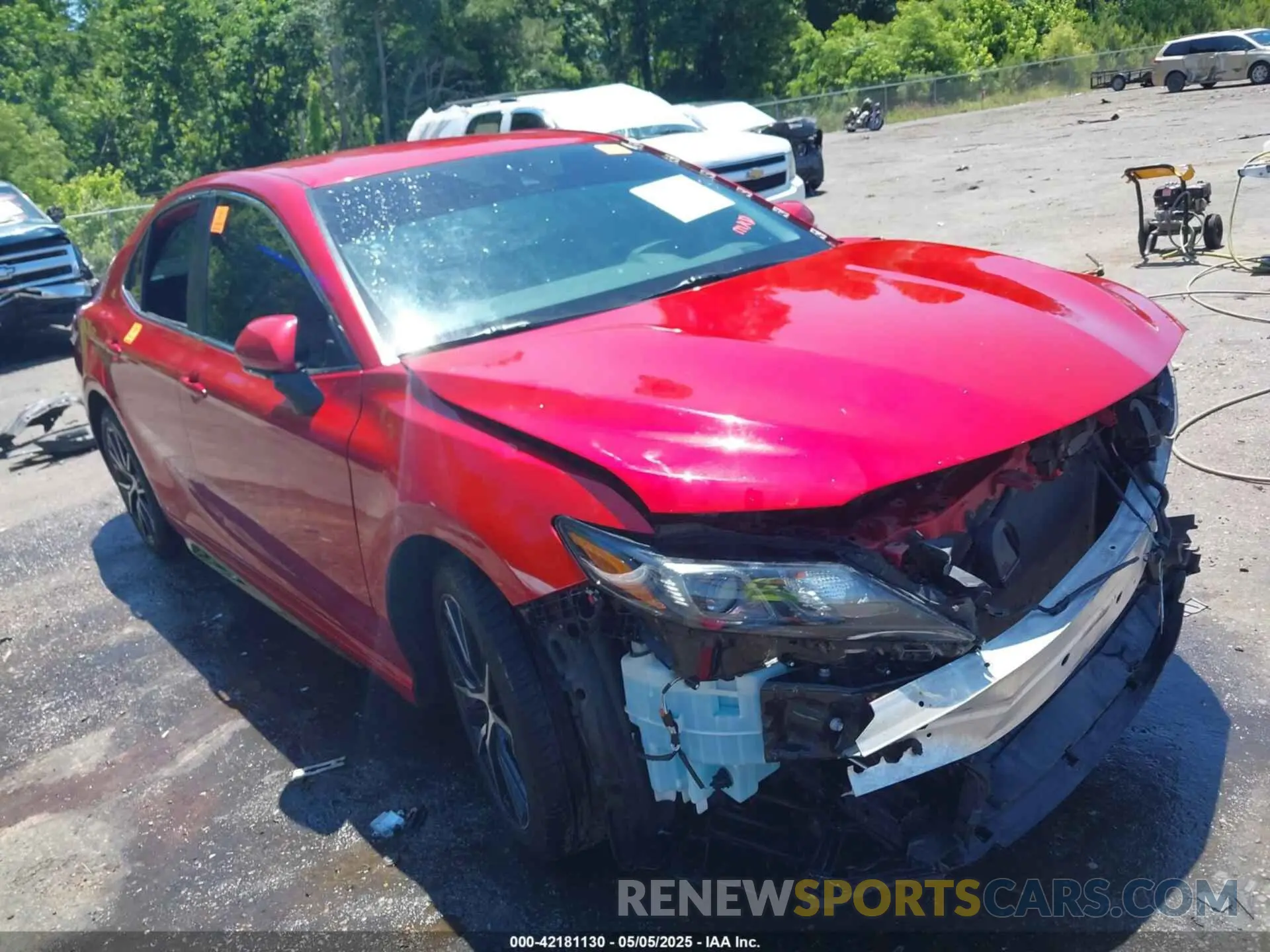 1 Photograph of a damaged car 4T1T11AK6MU438001 TOYOTA CAMRY 2021