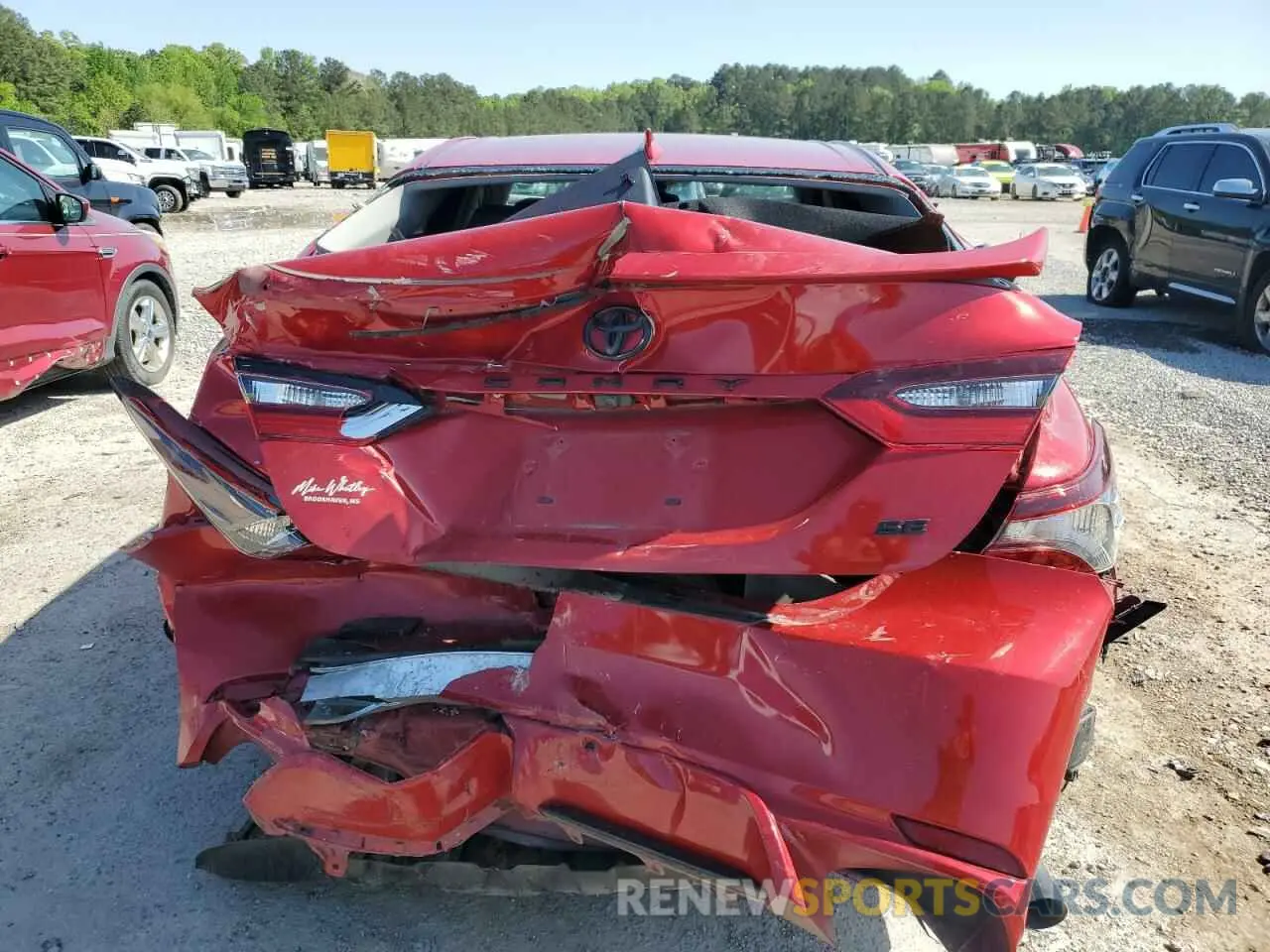 6 Photograph of a damaged car 4T1T11AK6MU457566 TOYOTA CAMRY 2021