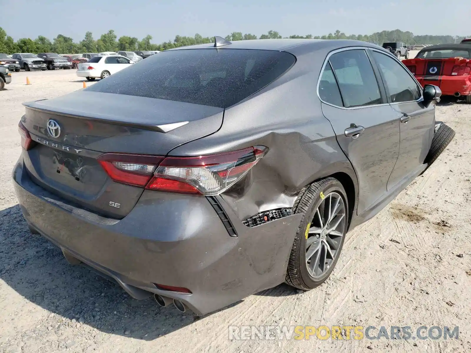 4 Photograph of a damaged car 4T1T11AK6MU519211 TOYOTA CAMRY 2021