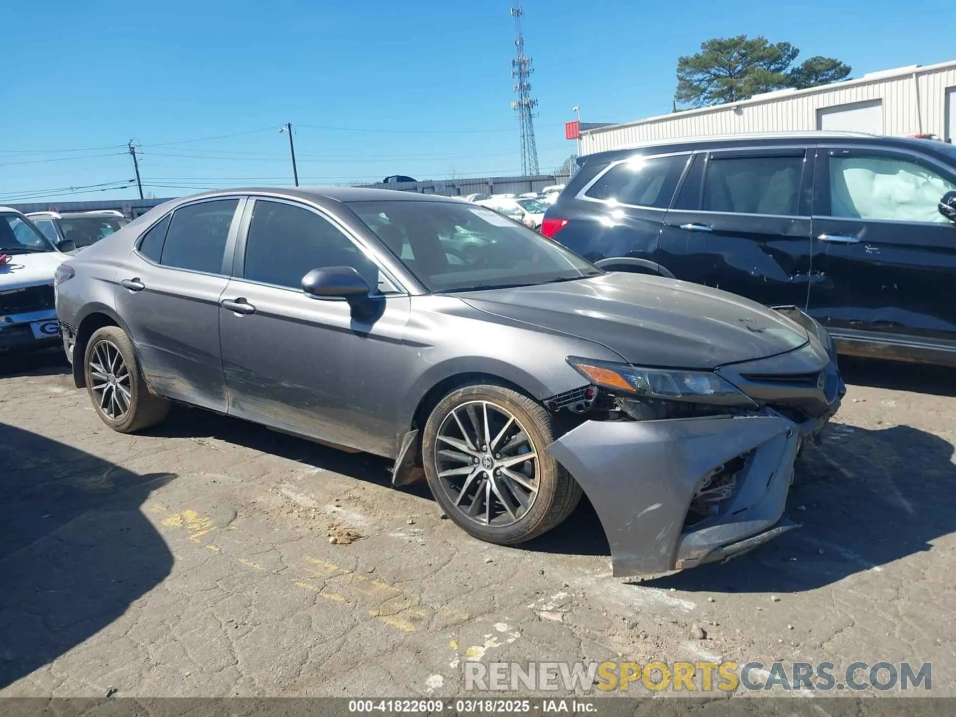 1 Photograph of a damaged car 4T1T11AK6MU562091 TOYOTA CAMRY 2021